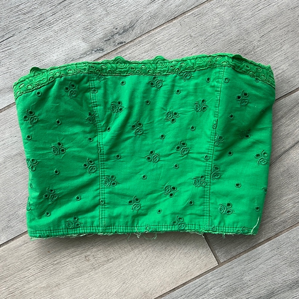 Abercrombie & Fitch green crop top